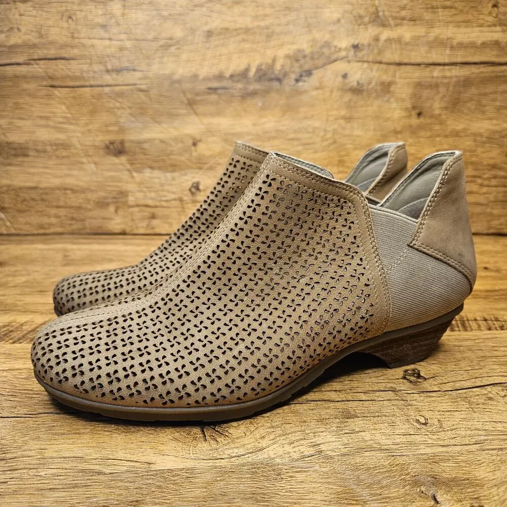 Abeo Nevis Tan Perforated Leather stretch Ankle Bootie boot size 7.5 Womens
